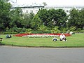 People in the St. Stephen's Green